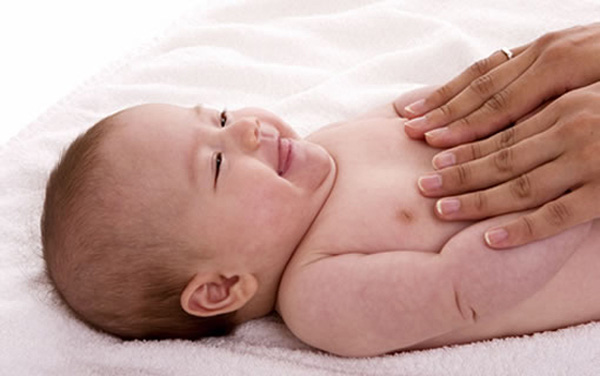 Giải pháp trị chứng táo bón ở trẻ sơ sinh an toàn hiệu quả
